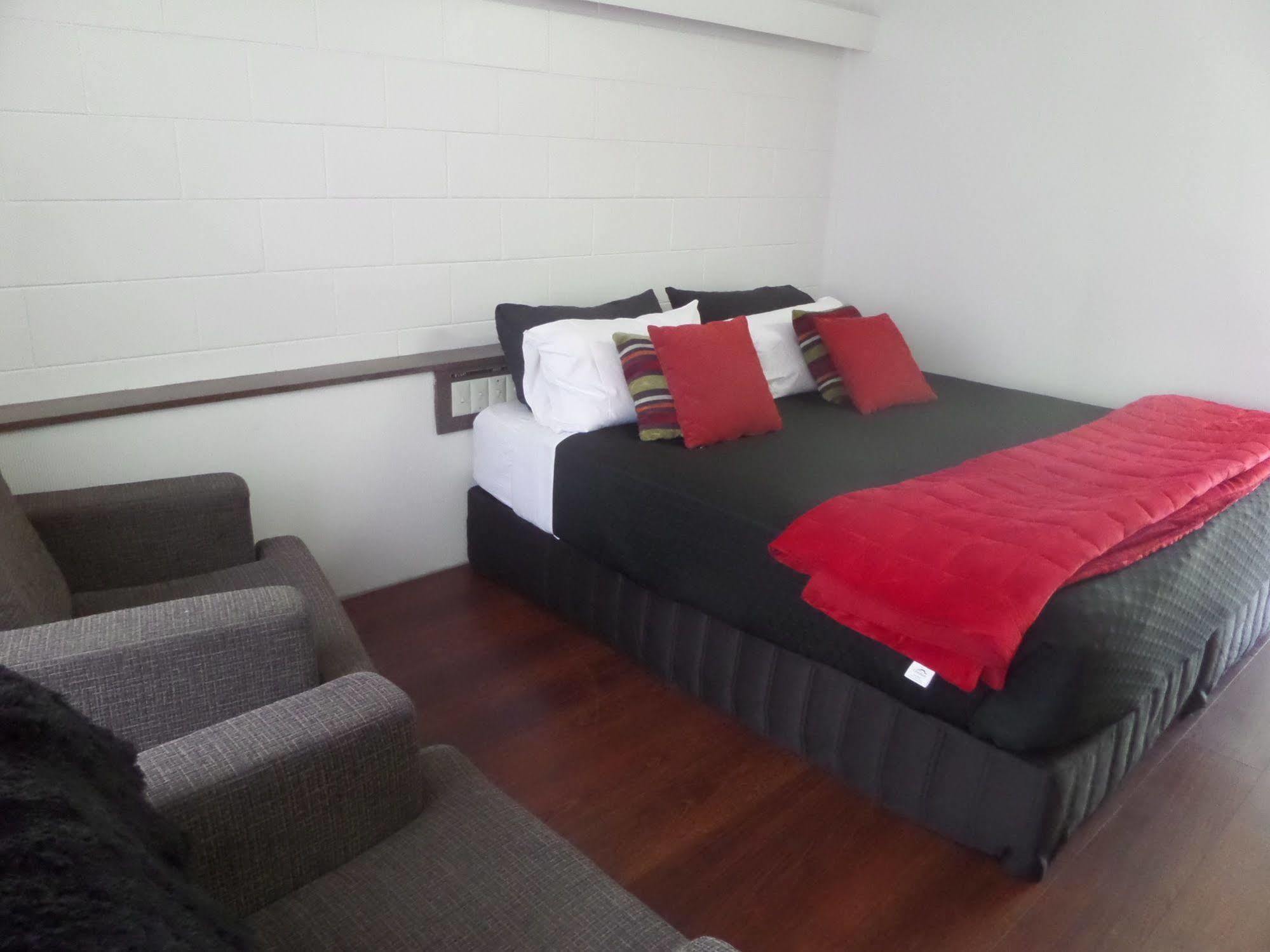 Motel Oasis Kingaroy Esterno foto